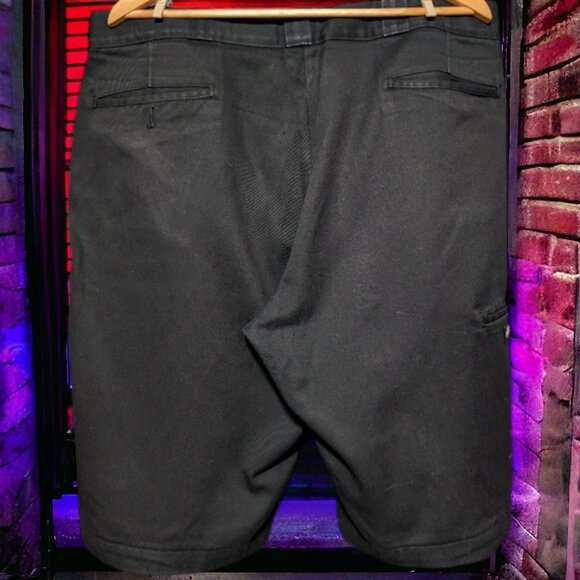 Dickies Relaxed Fit Work Shorts, 40w - Picture 2 of 3